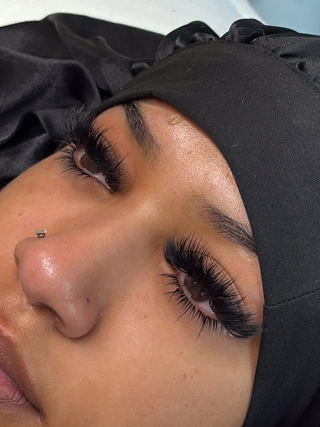Blink N' Tell Luxe Lab lash set 12